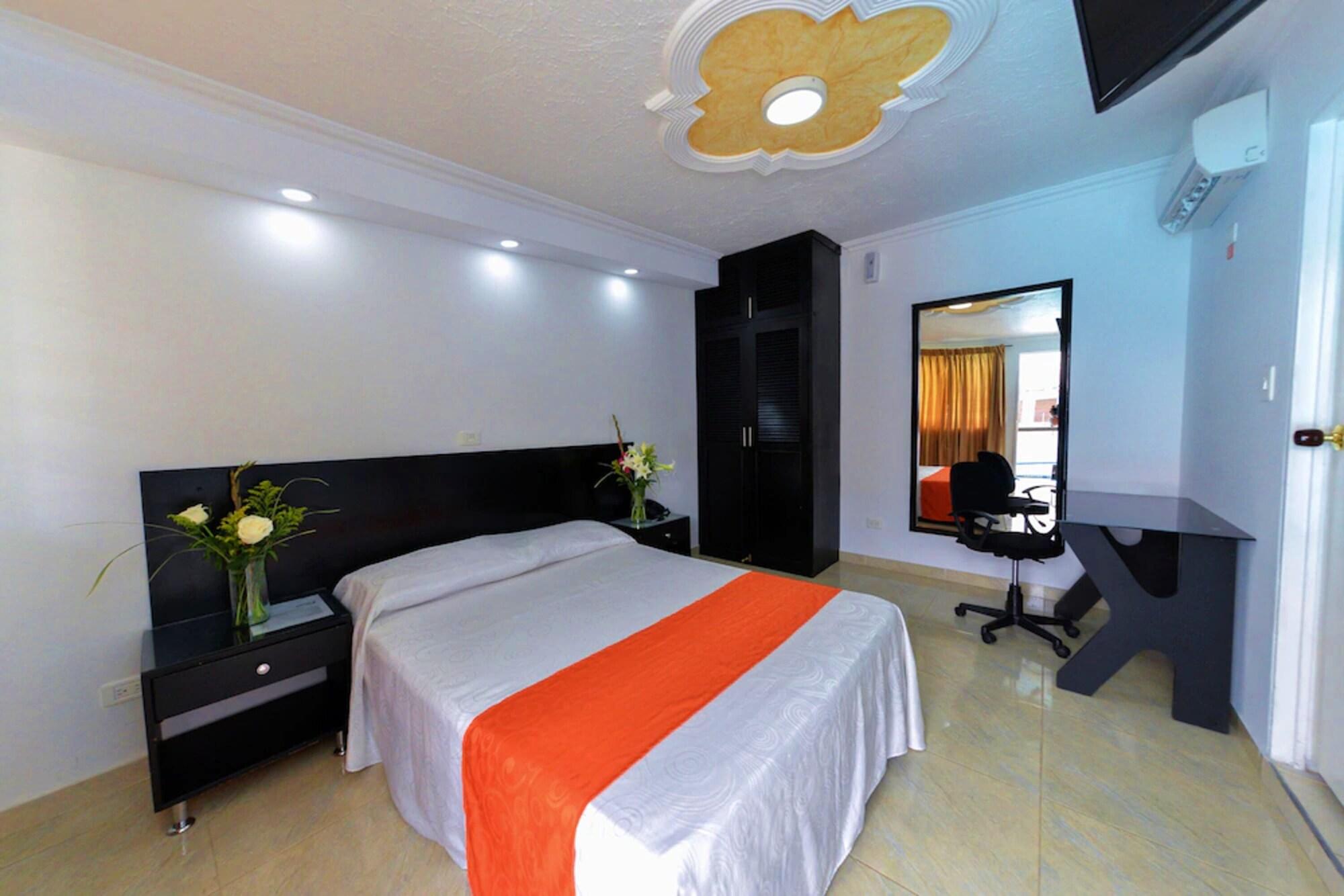 Hotel La Luna Santiago de Cali Buitenkant foto