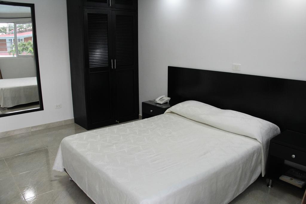 Hotel La Luna Santiago de Cali Buitenkant foto
